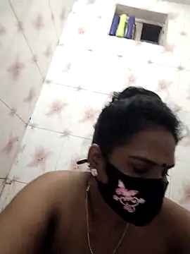 Mitila-3232 online show from October 2025 11:45:02 PM