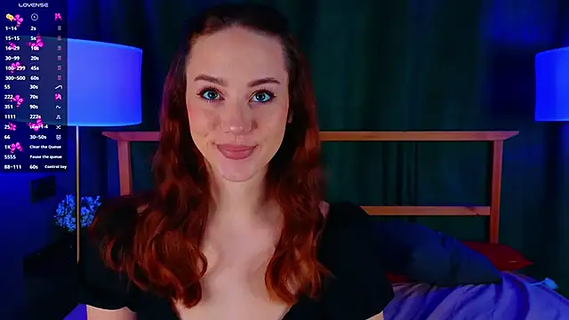 Snapshot of StacyWatts chatting on November 2025 08:36:02 PM StacyWatts online show from November 2025 08:36:02 PM