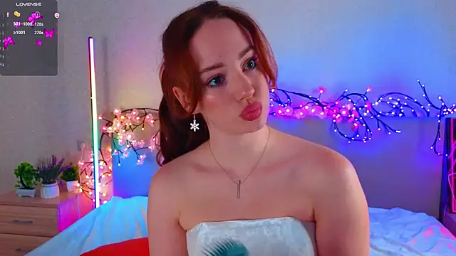 Snapshot of StacyWatts chatting on December 2025 08:47:01 PM StacyWatts online show from December 2025 08:47:01 PM