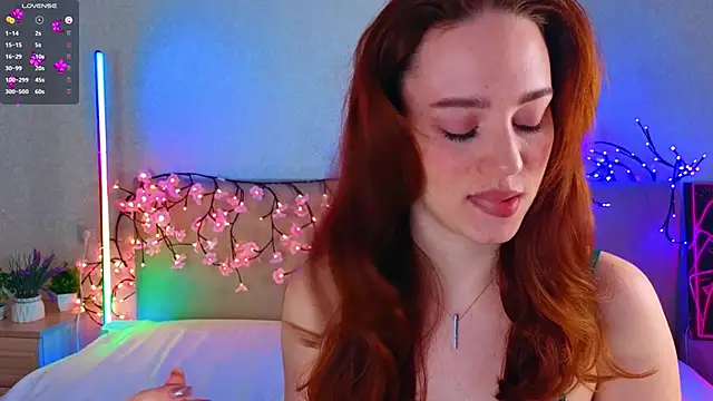 StacyWatts online show from December 2025 08:57:02 PM