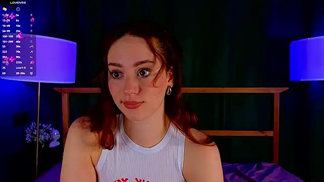 Snapshot of StacyWatts chatting on November 2025 08:24:02 PM StacyWatts online show from November 2025 08:24:02 PM