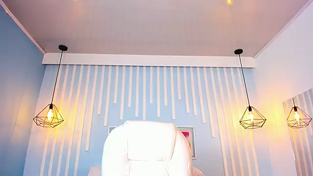 Snapshot of Annie_rhoades chatting on September 2025 01:22:01 PM Annie rhoades online show from September 2025 01:22:01 PM