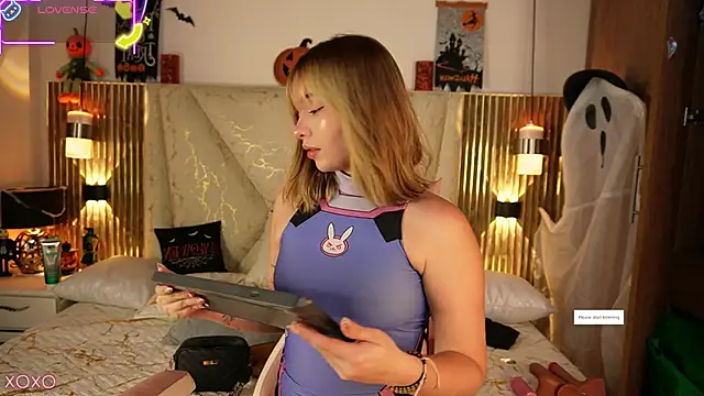 Snapshot of Julieta_priv chatting on October 2025 02:16:02 PM Julieta priv online show from October 2025 02:16:02 PM