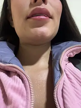 EMILY-07  online show from March 2025 03:17:02 PM