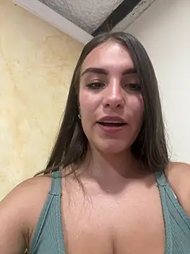 EMILY-07  online show from February 2025 08:00:01 PM