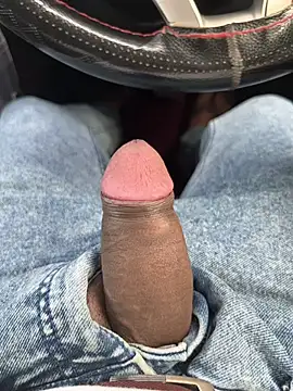 Snapshot of BadboySLR_8899 chatting on November 2025 06:01:02 AM BadboySLR 8899 online show from November 2025 06:01:02 AM