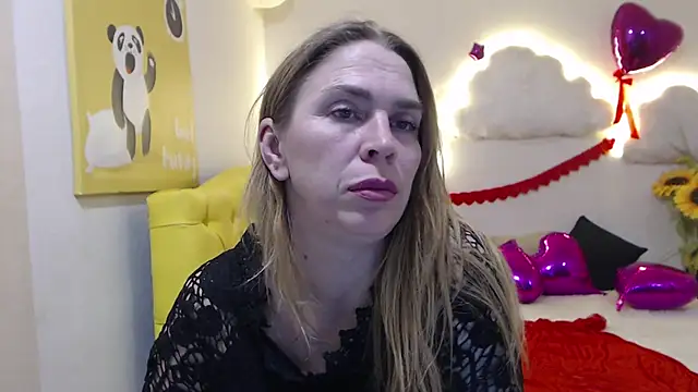 TessaDaybreak online show from March 2025 05:20:01 PM