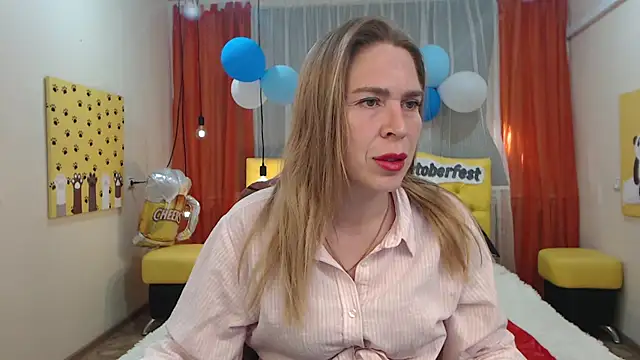 TessaDaybreak online show from September 2025 06:19:01 AM