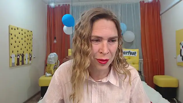 TessaDaybreak online show from October 2025 06:29:02 AM