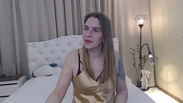 Snapshot of TessaDaybreak chatting on May 2026 07:56:01 AM TessaDaybreak online show from May 2026 07:56:01 AM