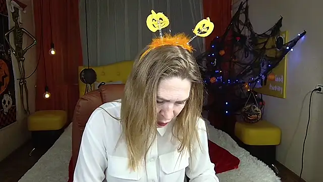 TessaDaybreak online show from October 2025 07:05:01 AM