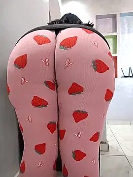 Snapshot of Dalou3a-69 chatting on April 2026 02:56:01 PM Dalou3a-69 online show from April 2026 02:56:01 PM