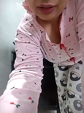 Snapshot of Dalou3a-69 chatting on December 2025 12:08:01 PM Dalou3a-69 online show from December 2025 12:08:01 PM