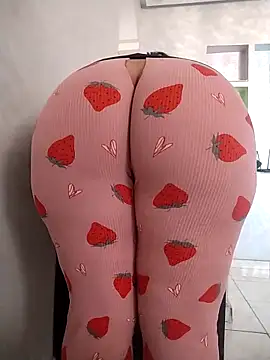 Snapshot of Dalou3a-69 chatting on March 2026 01:37:01 PM Dalou3a-69 online show from March 2026 01:37:01 PM