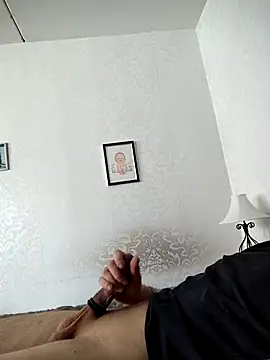Snapshot of Teemu chatting on May 2026 02:42:02 PM Teemu online show from May 2026 02:42:02 PM