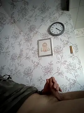 Snapshot of Teemu chatting on October 2025 01:24:02 PM Teemu online show from October 2025 01:24:02 PM