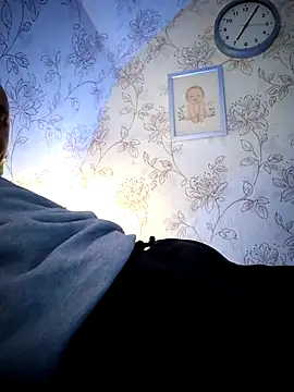 Snapshot of Teemu chatting on November 2025 05:06:01 PM Teemu online show from November 2025 05:06:01 PM