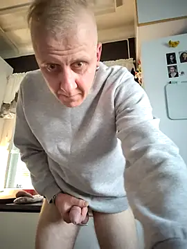 Snapshot of Teemu chatting on September 2025 03:51:01 PM Teemu online show from September 2025 03:51:01 PM