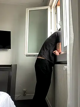 Snapshot of morfeoX chatting on September 2025 08:10:01 AM morfeoX online show from September 2025 08:10:01 AM