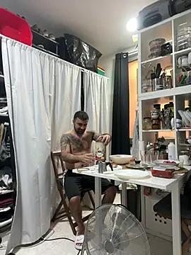 Snapshot of morfeoX chatting on June 2026 11:42:01 AM morfeoX online show from June 2026 11:42:01 AM