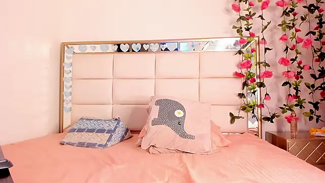 Snapshot of Jenna_Harrisonn chatting on February 2025 03:04:02 AM Jenna Harrisonn online show from February 2025 03:04:02 AM