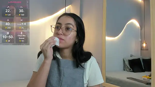 Snapshot of lucelly_15 chatting on January 2026 11:47:02 AM lucelly 15 online show from January 2026 11:47:02 AM