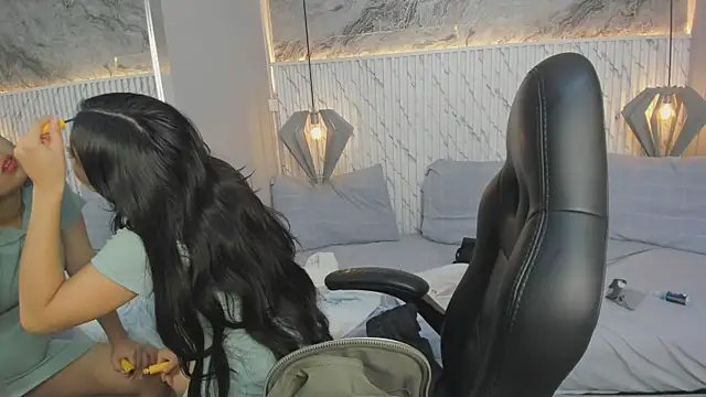 lucelly 15 online show from November 2025 11:32:01 AM