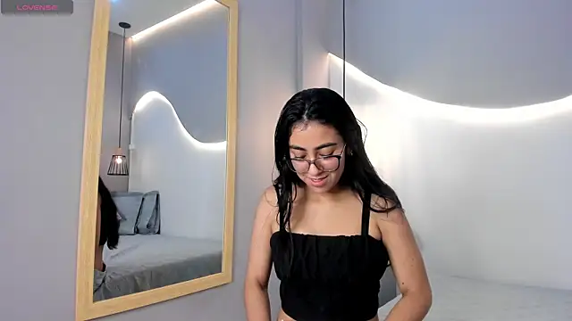 Snapshot of lucelly_15 chatting on September 2025 11:58:02 AM lucelly 15 online show from September 2025 11:58:02 AM