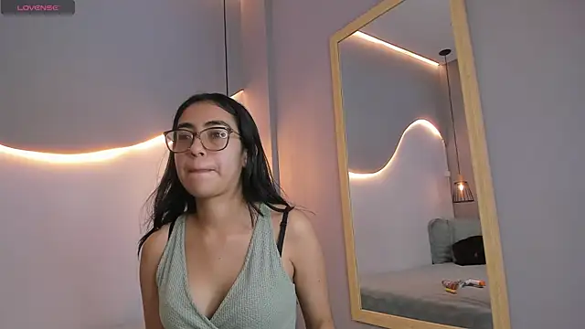 Snapshot of lucelly_15 chatting on September 2025 11:38:02 AM lucelly 15 online show from September 2025 11:38:02 AM