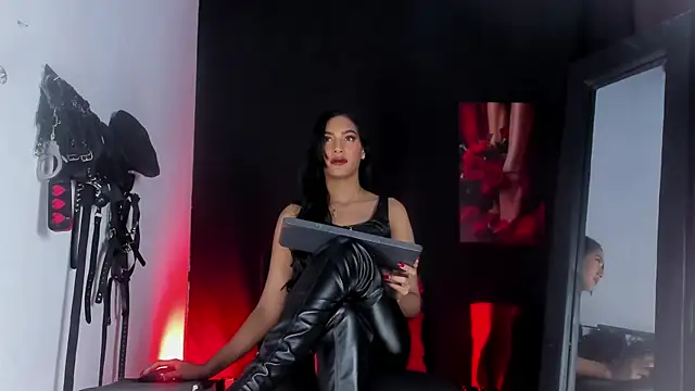 Aleshkastone online show from February 2026 12:08:01 AM