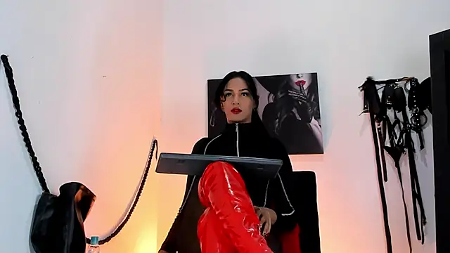 Aleshkastone online show from September 2025 09:42:01 PM