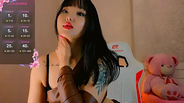 Demonic Angel  online show from June 2026 03:32:02 PM