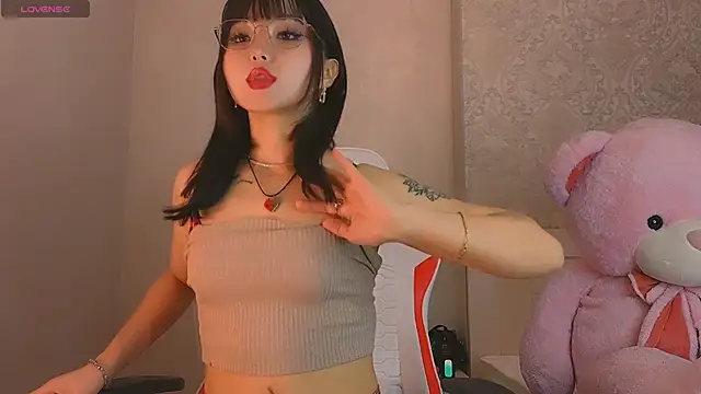 Demonic Angel  online show from January 2026 12:20:01 PM