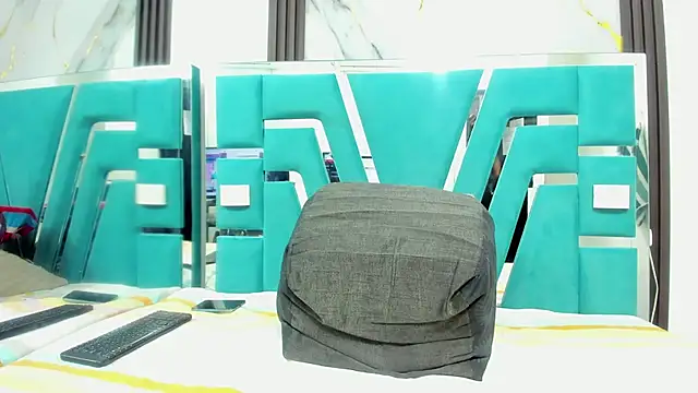 ebony valentina online show from September 2025 01:53:02 AM