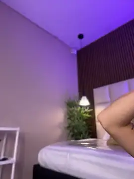 MelanieHillss online show from July 2026 04:10:01 AM