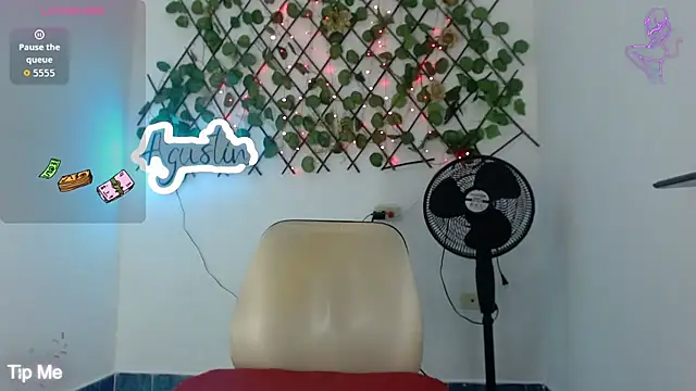 Snapshot of sexy_veryy_hot chatting on September 2025 04:51:01 AM sexy veryy hot online show from September 2025 04:51:01 AM