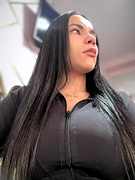Snapshot of Naatalia chatting on October 2025 09:36:01 PM Naatalia online show from October 2025 09:36:01 PM
