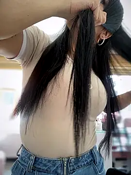 Naatalia online show from November 2025 04:44:02 PM