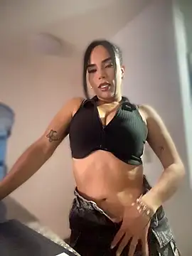 Naatalia online show from April 2026 10:11:01 PM