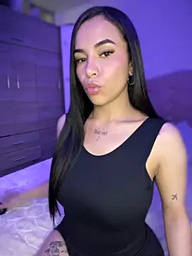 Naatalia online show from November 2025 08:53:02 PM