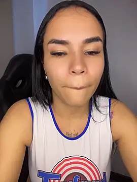 Naatalia online show from April 2026 09:39:33 PM