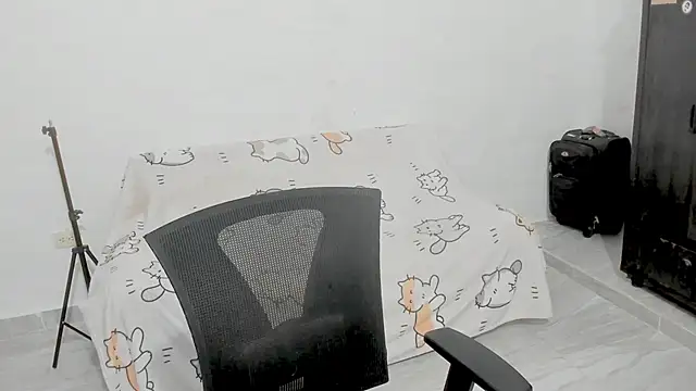 Naoko 7w7 online show from January 2026 02:07:01 AM