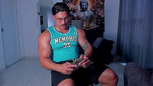 Snapshot of Valentino_Dosantos_ chatting on October 2025 08:07:01 PM Valentino Dosantos online show from October 2025 08:07:01 PM