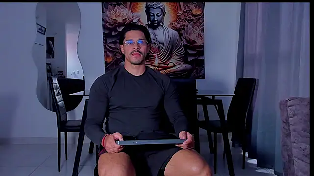 Snapshot of Valentino_Dosantos_ chatting on February 2026 08:15:01 PM Valentino Dosantos online show from February 2026 08:15:01 PM