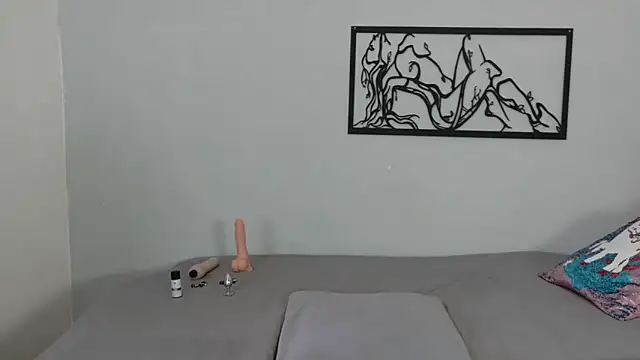 karina-lopez online show from November 2025 01:55:01 PM