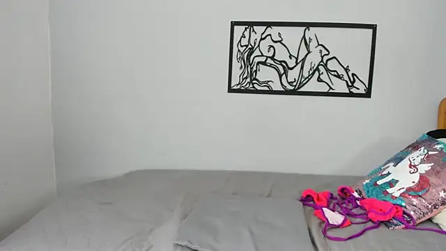 Snapshot of karina-lopez chatting on October 2025 02:14:02 PM karina-lopez online show from October 2025 02:14:02 PM