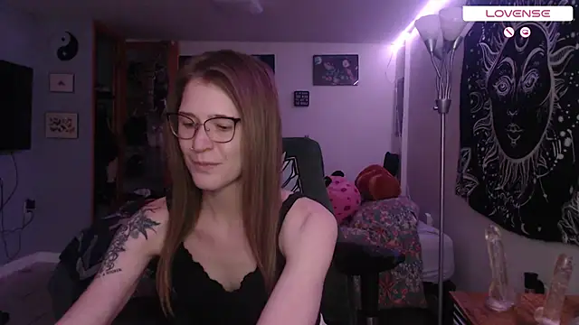 Snapshot of wetwildwhore chatting on November 2025 09:07:01 PM wetwildwhore online show from November 2025 09:07:01 PM