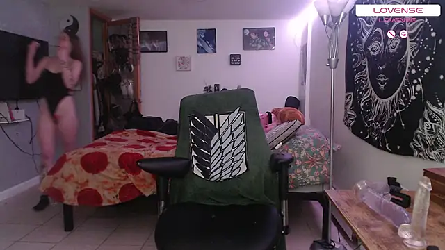 Snapshot of wetwildwhore chatting on October 2025 05:24:02 PM wetwildwhore online show from October 2025 05:24:02 PM