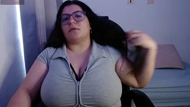 miss nyxxx online show from June 2026 10:22:02 PM