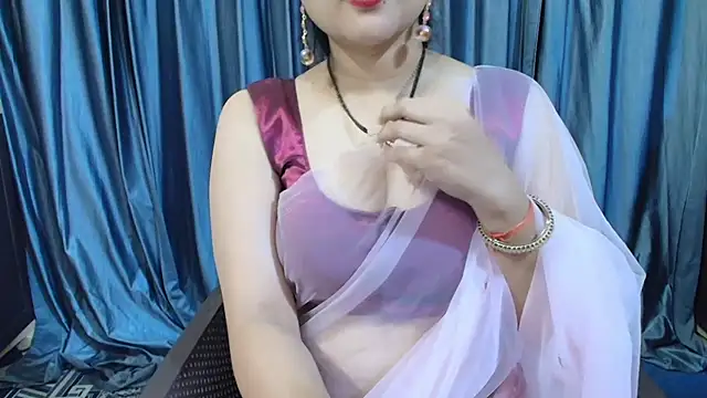 goldiwets online show from November 2025 03:00:02 AM